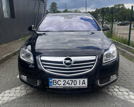 Черный Опель Инсигния, объемом двигателя 1.96 л и пробегом 300 тыс. км за 10400 $, фото 2 на Automoto.ua