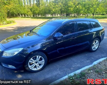 Чорний Опель Інсігнія, об'ємом двигуна 2 л та пробігом 300 тис. км за 7900 $, фото 3 на Automoto.ua