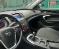 Чорний Опель Інсігнія, об'ємом двигуна 2 л та пробігом 214 тис. км за 12000 $, фото 2 на Automoto.ua