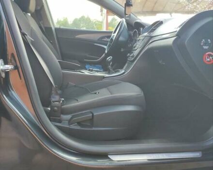 Чорний Опель Інсігнія, об'ємом двигуна 1.96 л та пробігом 238 тис. км за 7800 $, фото 1 на Automoto.ua