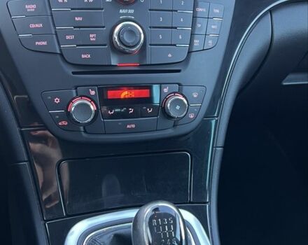 Чорний Опель Інсігнія, об'ємом двигуна 2 л та пробігом 273 тис. км за 3775 $, фото 5 на Automoto.ua