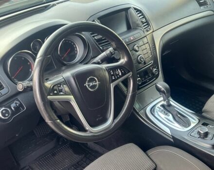 Черный Опель Инсигния, объемом двигателя 2 л и пробегом 264 тыс. км за 6499 $, фото 2 на Automoto.ua
