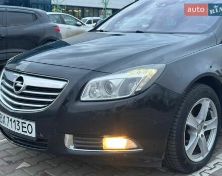 Черный Опель Инсигния, объемом двигателя 2 л и пробегом 270 тыс. км за 8100 $, фото 1 на Automoto.ua