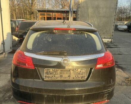 Чорний Опель Інсігнія, об'ємом двигуна 2 л та пробігом 211 тис. км за 1000 $, фото 4 на Automoto.ua