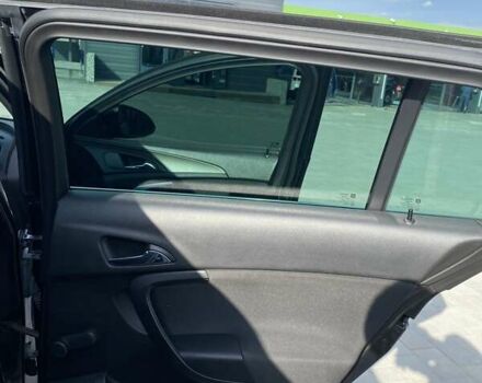 Чорний Опель Інсігнія, об'ємом двигуна 2 л та пробігом 280 тис. км за 8500 $, фото 9 на Automoto.ua