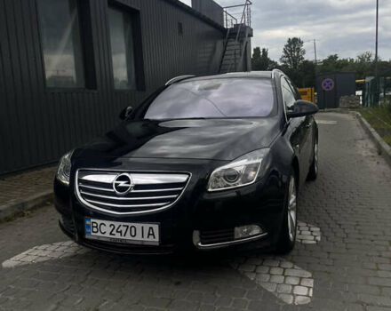 Черный Опель Инсигния, объемом двигателя 1.96 л и пробегом 300 тыс. км за 10400 $, фото 10 на Automoto.ua
