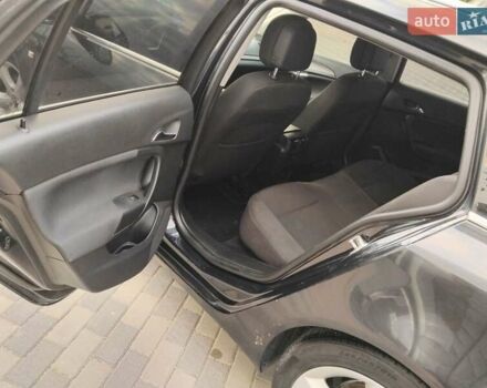 Черный Опель Инсигния, объемом двигателя 1.4 л и пробегом 344 тыс. км за 6800 $, фото 3 на Automoto.ua