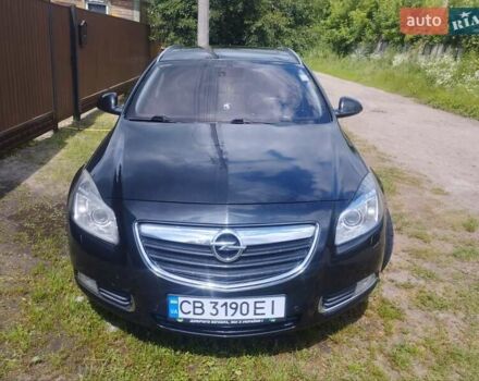Чорний Опель Інсігнія, об'ємом двигуна 2 л та пробігом 264 тис. км за 8700 $, фото 1 на Automoto.ua