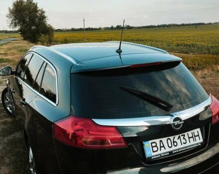 Черный Опель Инсигния, объемом двигателя 1.96 л и пробегом 293 тыс. км за 8100 $, фото 1 на Automoto.ua