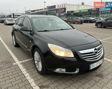 Черный Опель Инсигния, объемом двигателя 1.96 л и пробегом 255 тыс. км за 7700 $, фото 2 на Automoto.ua