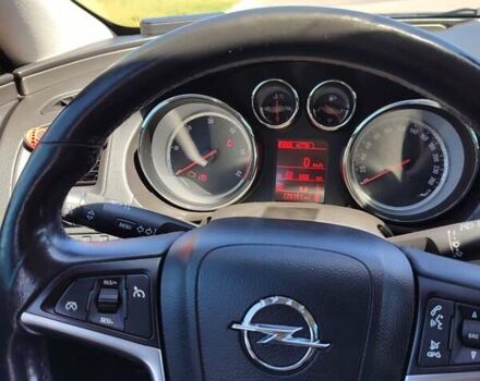 Черный Опель Инсигния, объемом двигателя 1.96 л и пробегом 228 тыс. км за 8499 $, фото 10 на Automoto.ua