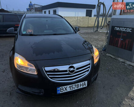 Чорний Опель Інсігнія, об'ємом двигуна 1.96 л та пробігом 205 тис. км за 8000 $, фото 1 на Automoto.ua