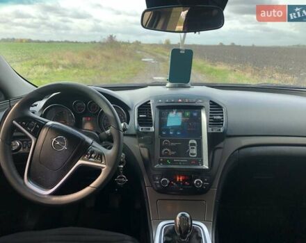 Чорний Опель Інсігнія, об'ємом двигуна 1.96 л та пробігом 370 тис. км за 9000 $, фото 8 на Automoto.ua