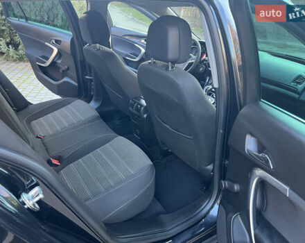 Чорний Опель Інсігнія, об'ємом двигуна 2 л та пробігом 261 тис. км за 8500 $, фото 27 на Automoto.ua