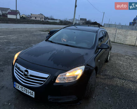 Чорний Опель Інсігнія, об'ємом двигуна 1.96 л та пробігом 205 тис. км за 8000 $, фото 2 на Automoto.ua