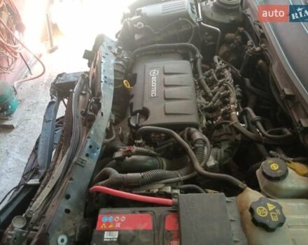 Опель Инсигния 2012 в Яготине на Automoto.ua Черный Опель Инсигния, объемом двигателя 1.4 л и пробегом 140 тыс. км за 3709 $, фото 9 на Automoto.ua