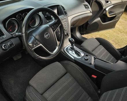 Черный Опель Инсигния, объемом двигателя 2 л и пробегом 280 тыс. км за 8800 $, фото 8 на Automoto.ua