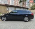 Черный Опель Инсигния, объемом двигателя 2 л и пробегом 207 тыс. км за 9100 $, фото 6 на Automoto.ua