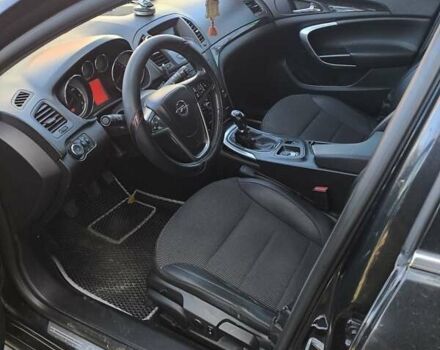 Опель Инсигния 2012 в Софіївська Борщагівка на Automoto.ua Черный Опель Инсигния, объемом двигателя 2 л и пробегом 304 тыс. км за 7700 $, фото 2 на Automoto.ua