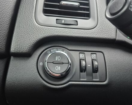 Черный Опель Инсигния, объемом двигателя 2 л и пробегом 259 тыс. км за 8200 $, фото 18 на Automoto.ua