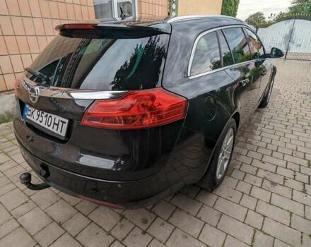 Черный Опель Инсигния, объемом двигателя 2 л и пробегом 230 тыс. км за 7800 $, фото 6 на Automoto.ua
