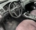 Чорний Опель Інсігнія, об'ємом двигуна 2 л та пробігом 254 тис. км за 8000 $, фото 5 на Automoto.ua