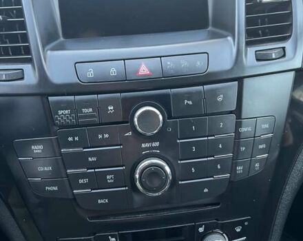 Чорний Опель Інсігнія, об'ємом двигуна 2 л та пробігом 261 тис. км за 8500 $, фото 40 на Automoto.ua