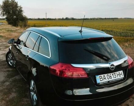 Черный Опель Инсигния, объемом двигателя 1.96 л и пробегом 293 тыс. км за 8100 $, фото 5 на Automoto.ua