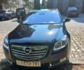 Чорний Опель Інсігнія, об'ємом двигуна 2 л та пробігом 230 тис. км за 9004 $, фото 3 на Automoto.ua