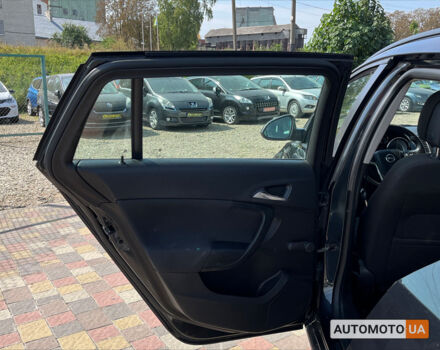 Черный Опель Инсигния, объемом двигателя 2 л и пробегом 237 тыс. км за 8700 $, фото 19 на Automoto.ua