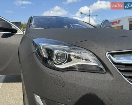 Чорний Опель Інсігнія, об'ємом двигуна 1.96 л та пробігом 237 тис. км за 12000 $, фото 23 на Automoto.ua