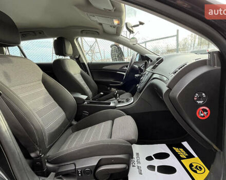 Чорний Опель Інсігнія, об'ємом двигуна 1.96 л та пробігом 244 тис. км за 8100 $, фото 21 на Automoto.ua