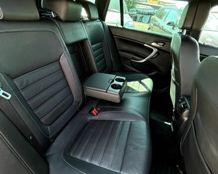 Черный Опель Инсигния, объемом двигателя 2 л и пробегом 211 тыс. км за 10400 $, фото 6 на Automoto.ua