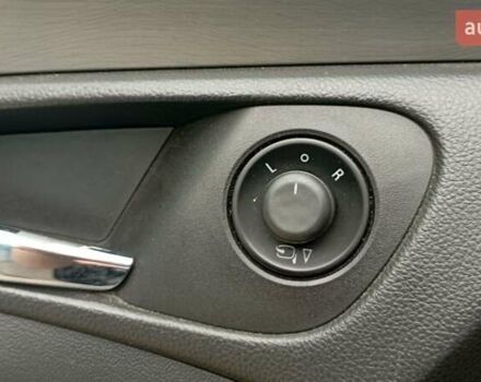 Чорний Опель Інсігнія, об'ємом двигуна 1.96 л та пробігом 234 тис. км за 8800 $, фото 25 на Automoto.ua