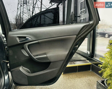 Чорний Опель Інсігнія, об'ємом двигуна 1.96 л та пробігом 264 тис. км за 9800 $, фото 22 на Automoto.ua