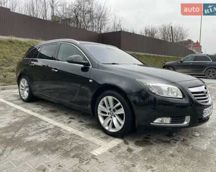 Черный Опель Инсигния, объемом двигателя 2 л и пробегом 180 тыс. км за 9400 $, фото 4 на Automoto.ua