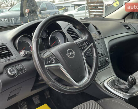 Чорний Опель Інсігнія, об'ємом двигуна 1.96 л та пробігом 244 тис. км за 8100 $, фото 10 на Automoto.ua