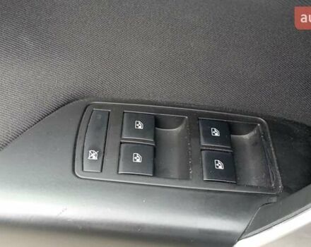 Чорний Опель Інсігнія, об'ємом двигуна 1.96 л та пробігом 234 тис. км за 8800 $, фото 26 на Automoto.ua