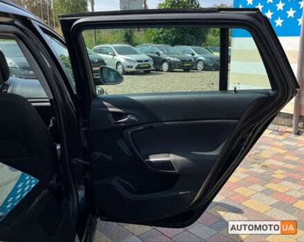 Черный Опель Инсигния, объемом двигателя 2 л и пробегом 237 тыс. км за 8700 $, фото 24 на Automoto.ua