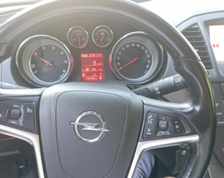 Чорний Опель Інсігнія, об'ємом двигуна 2 л та пробігом 236 тис. км за 8800 $, фото 4 на Automoto.ua