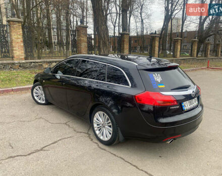 Чорний Опель Інсігнія, об'ємом двигуна 2 л та пробігом 300 тис. км за 10500 $, фото 5 на Automoto.ua