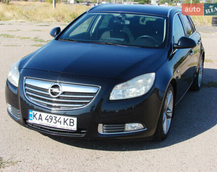 Черный Опель Инсигния, объемом двигателя 2 л и пробегом 257 тыс. км за 9500 $, фото 2 на Automoto.ua