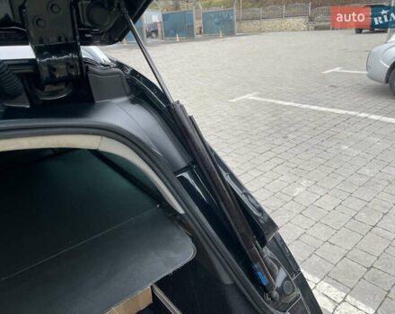 Черный Опель Инсигния, объемом двигателя 2 л и пробегом 180 тыс. км за 9400 $, фото 92 на Automoto.ua