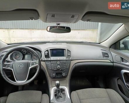 Черный Опель Инсигния, объемом двигателя 1.96 л и пробегом 317 тыс. км за 6200 $, фото 8 на Automoto.ua