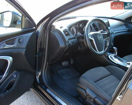 Черный Опель Инсигния, объемом двигателя 2 л и пробегом 257 тыс. км за 9500 $, фото 9 на Automoto.ua