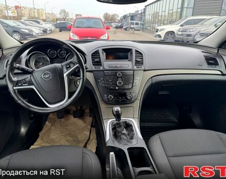 Черный Опель Инсигния, объемом двигателя 2 л и пробегом 250 тыс. км за 7500 $, фото 6 на Automoto.ua