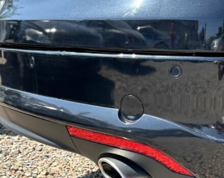 Черный Опель Инсигния, объемом двигателя 2 л и пробегом 211 тыс. км за 10400 $, фото 2 на Automoto.ua