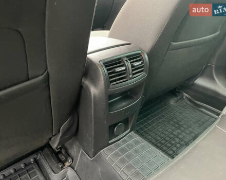 Черный Опель Инсигния, объемом двигателя 2 л и пробегом 180 тыс. км за 9400 $, фото 103 на Automoto.ua