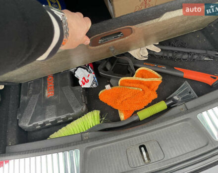 Черный Опель Инсигния, объемом двигателя 2 л и пробегом 180 тыс. км за 9400 $, фото 89 на Automoto.ua