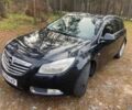 Чорний Опель Інсігнія, об'ємом двигуна 2 л та пробігом 270 тис. км за 8500 $, фото 1 на Automoto.ua